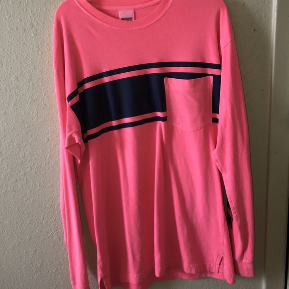 PINK long sleeve 🌷💄👛🌸🌺 - Picture 1 of 3